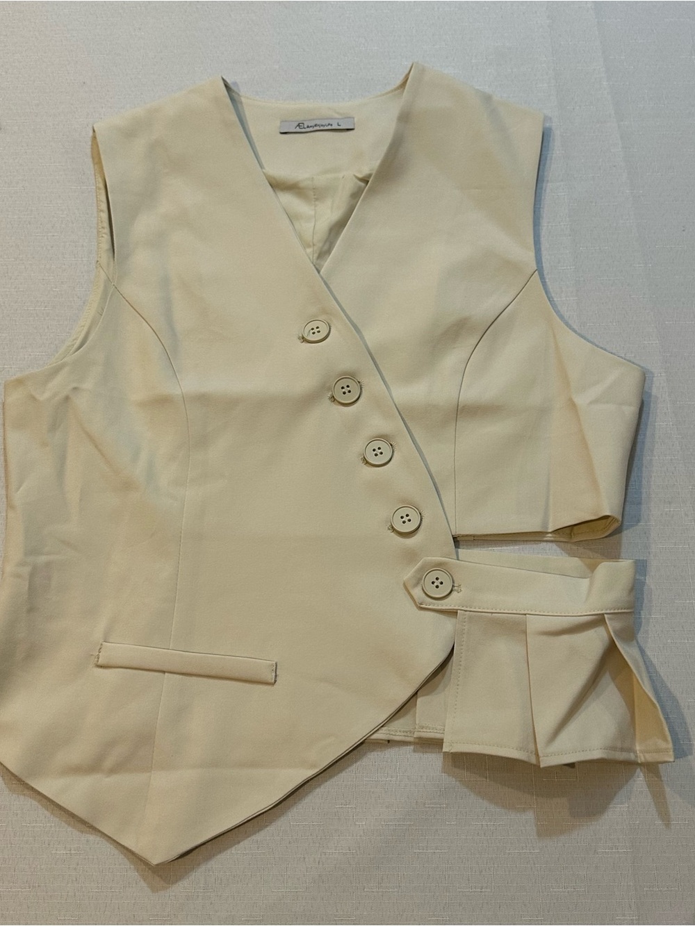 AmyEnjoyLife Ivory Wrap Belt Tailored Vest Large Asymmetrical Button Front